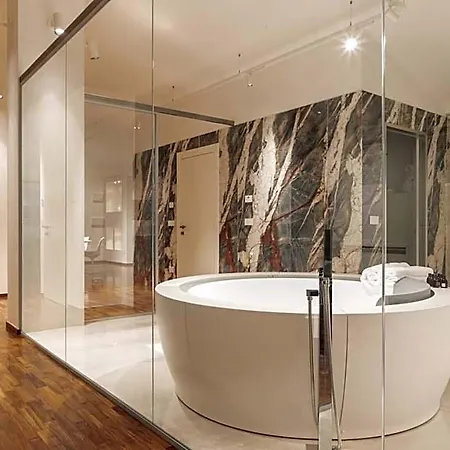 Orsini E Hotel *